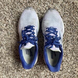 Brooks Launch Light Purple